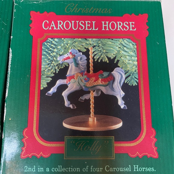 Hallmark carousel ornaments set - Picture 5 of 7